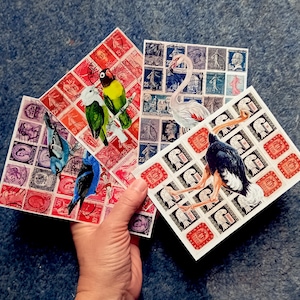 Conjunto de cuatro collages tamaño postal. Impresiones. Sellos postales con imágenes de un libro de ornitología, "Aves".