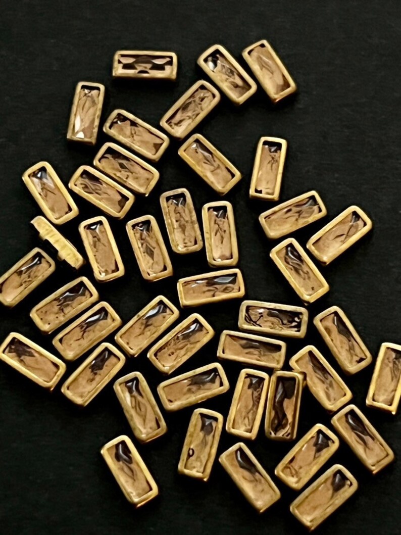 Glue-on Kundan stones
Flat back Kundan stones
Kundan stones for jewelry
Kundan embellishments
DIY Kundan stones
Flat back rhinestones
Kundan stones for crafts
Glue-on rhinestones
Decorative Kundan stone
High-quality Kundan stones, diy embellishments