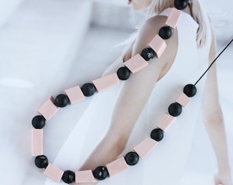 Necklace - Porcelain - light pink and black