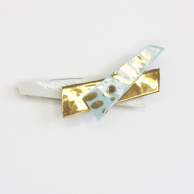 Brooch Porcelain mobile, white, gold, light blue image 2