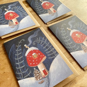 Pack de 4 Cartes Hiver, A6, Toadstool Home, Noël par Juliet Thomas Doodles