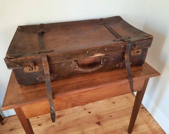 Vintage Antique Leather Trunk / Case 82 x 46 x 20cm