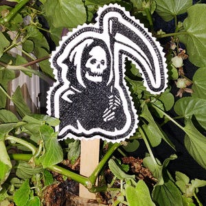 Grim Reaper Plant Marker: Gothic Plant Decor