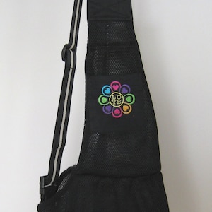 Black Dog Sling Carrier - Adjustable Pet Carrier for Cats, Puppies, Rabbits and other small animals.