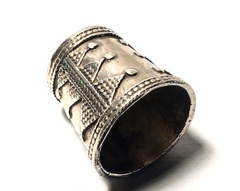 Vintage Silver Thimble Afghanistan Central Asia