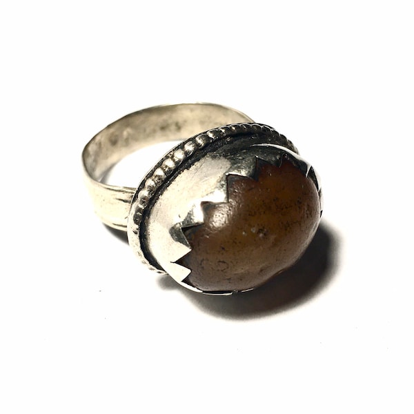 Vintage Kuchi Tribe Ring w/Agate Stone-Statement Ring-Ethnic Tribal Costume Jewelry-Afghanistan-Pakistan