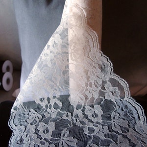 10 yards-Ivory chantilly lace table runner, wedding table runner, polyester lace runner, cut to fit table runner, wedding lace runner
