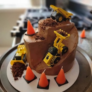 6- Construction cone shaped candles, big dig construction decor, excavator party, dump truck birthday, construction birthday party