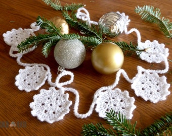 DIGITAL PATTERN Snowflake Shimmer Garland Crochet Pattern
