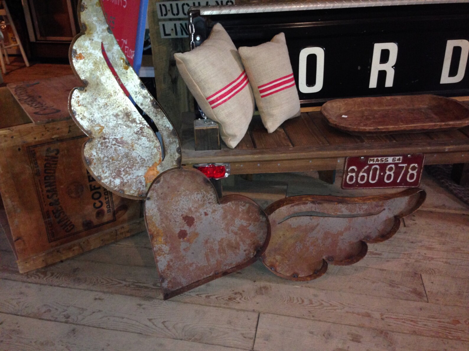 HUGE Rustic Metal Heart with Wings 3D and great for hanging Etsy