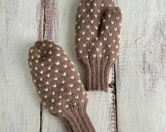 SMALL Brown Thrum Mittens Hand Knit Wool Mittens with White Thrums Adult Small Wool Mittens