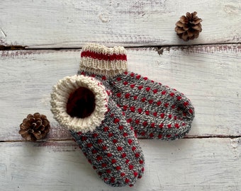 MADE TO ORDER Mens Womens Unisex Thrum Slippers Hand Knit Wool Slippers Newfoundland Knitting House Slipper Socks Wool Thrummed Grey Gray