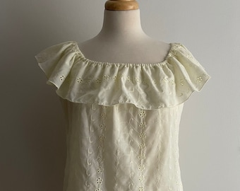 Vintage Pastel Yellow Broderie Anglaise Eyelet Lace Ruffle Top Peasant Blouse