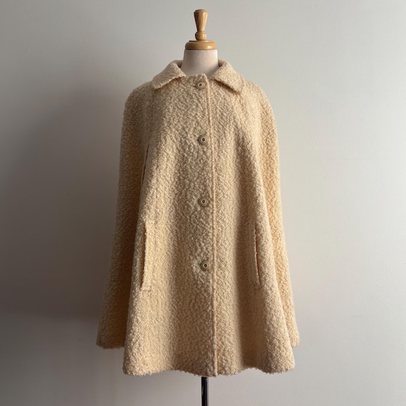 Vintage 1960s Cream Bouclé Cape Jacket / S