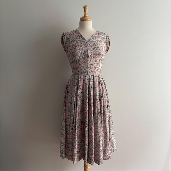 Vintage 50's Silk Floral Fit & Flare Dress Crinoline / 24 waist