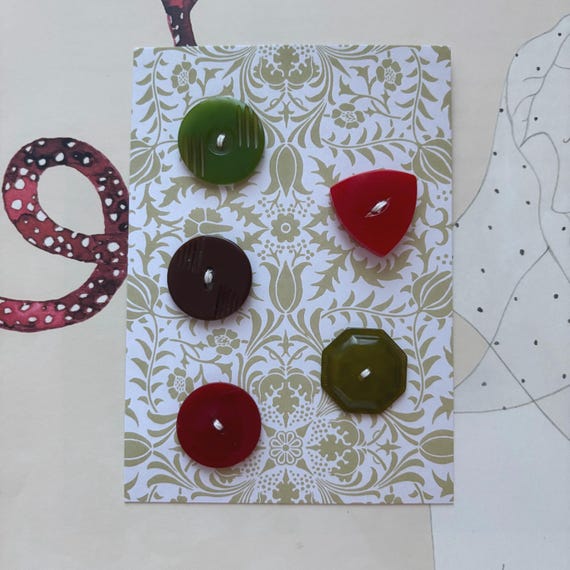 Vintage Carved Bakelite Button Set of Five - Red, Brown, Green - 1940s - No. 7