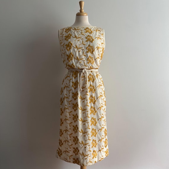 Vintage 1960s Golden Floral and Cream Sleeveless Dress