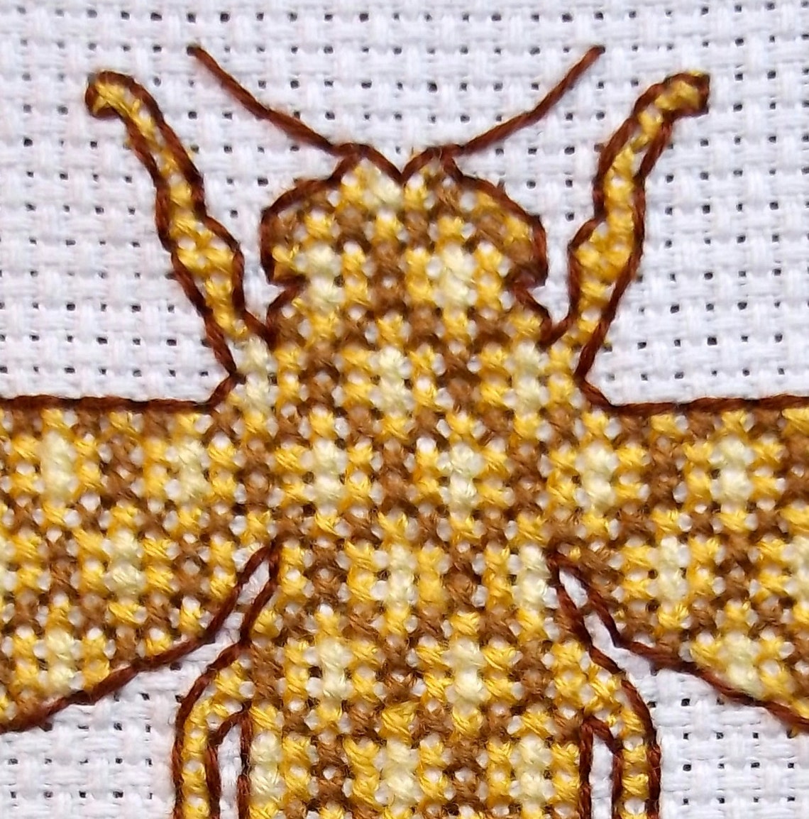 Honey Bee Cross Stitch Pattern, Digital Download PDF - Etsy