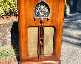 1937 Zenith 6S256 Black Dial AM/SW/MP3/Bluetooth Console Radio