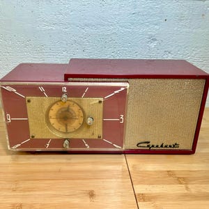 1950 Capehart TC-20 Clock Radio, Dark Red Mid Century Modern, Nicely Working