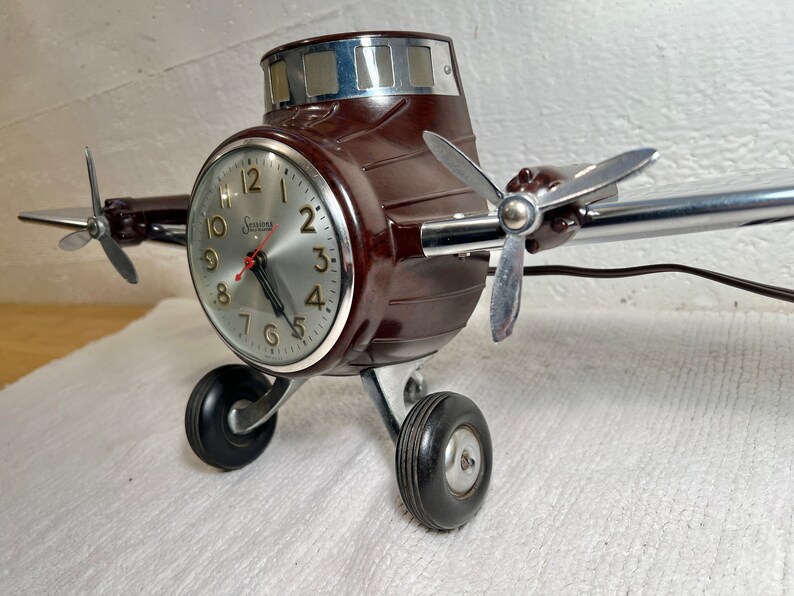 1940s Mastercrafters Sessions Airplane Clock Light, Nicely Working, Brown Bakelite image 3