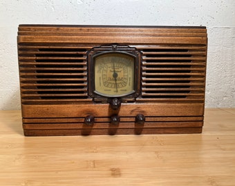 1936 Packard-Bell Model 35 DeLuxe AM SW MP3 Art Deco Radio, Elec Restored w Bluetooth Option