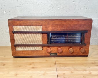 1946 Sparton 6-Band AM/SW/MP3/Bluetooth Radio, MCM