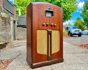 1936 Airline AM/SW/Bluetooth Console Radio, Movie Dial, Tuning Eye.  Pickup, PNW Delivery, U-Ship