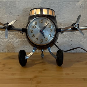 1940s Mastercrafters Sessions Airplane Clock Light, Nicely Working, Brown Bakelite image 10