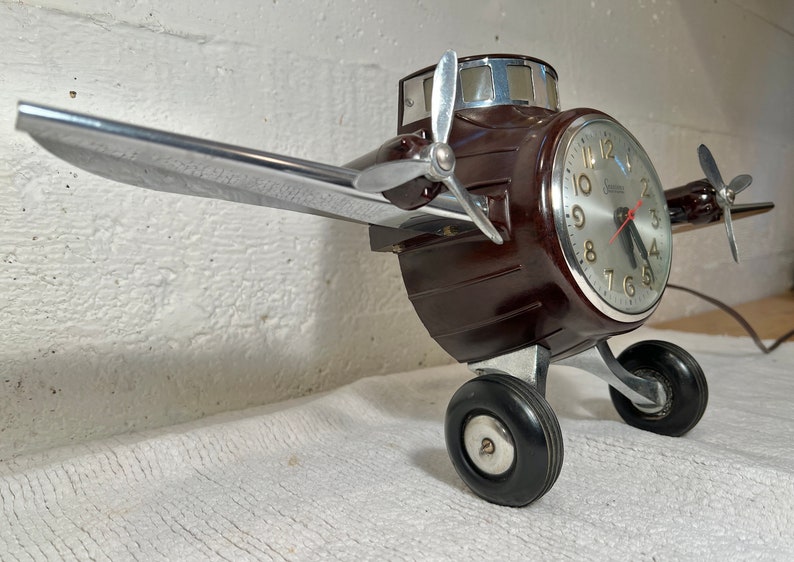 1940s Mastercrafters Sessions Airplane Clock Light, Nicely Working, Brown Bakelite image 5