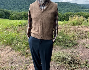 60s knit vest in tan M By Jantzen