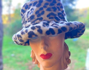 Leopard Faux Fur Bucket Hat, Mid Century Style (20" circumference)
