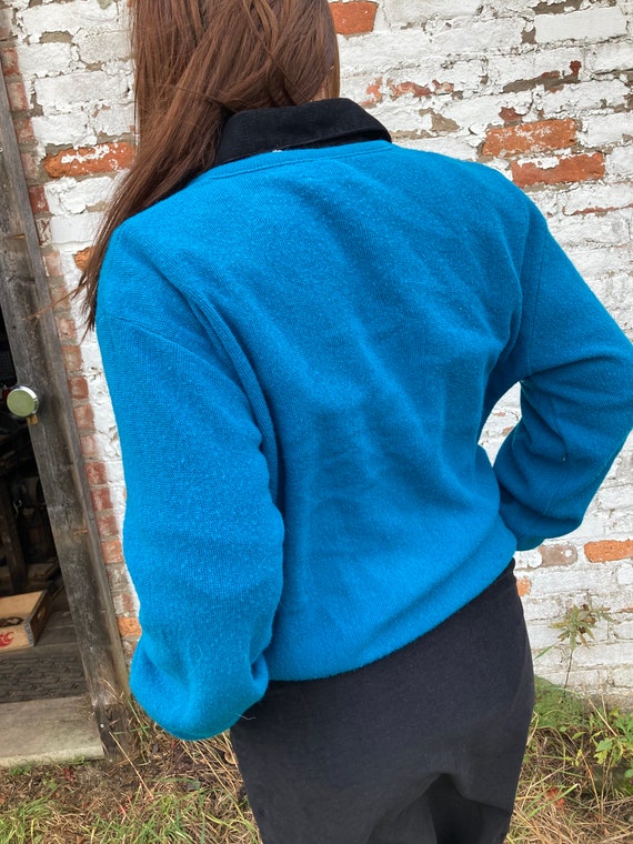 Vintage Izod Sweater size M in a gorgeous teal bl… - image 4