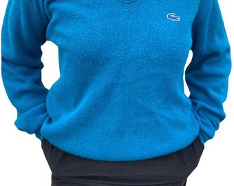 Vintage Izod Sweater size M in a gorgeous teal blue ,  gender less sweater