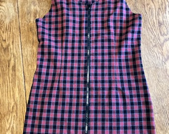 plaid zip up jumper is such a 90s vibe !! fits modern size 8