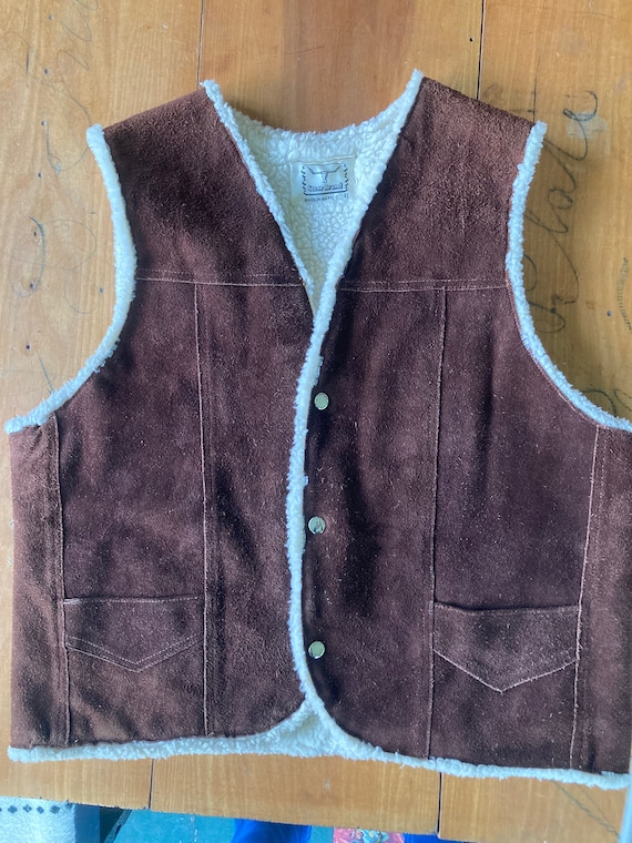 1970s Suede and Sherpa Vest XL just cool