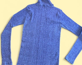 vintage 1970s Men's Blue and Red Turtleneck
