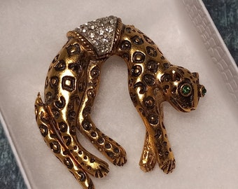 Florenza leopard brooch-vintage cheetah pin-gold with clear crystals and green gem eyes-signed-articulated tail