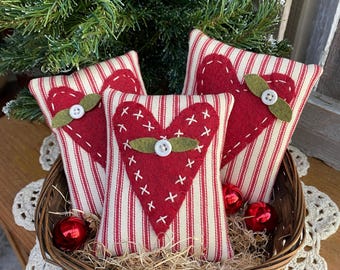 PDF* HUGS and KISSES #249 - Motif de coussin coeur Saint-Valentin - Ornement primitif - Remplissage de bol - Petit coussin - Guirlande