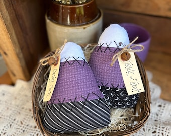 HALLOWEEN CANDY CORN -  Purple Spider  Ornament: Halloween Harvest Decor - Dough bowl filler - tiered tray
