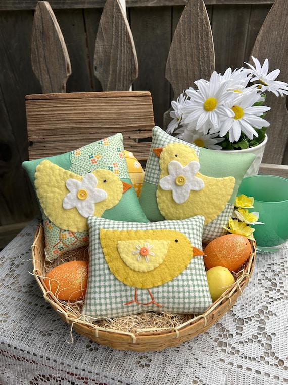 PDF* EASTER CHICK Pillow Pattern - #305 - Spring Easter Basket Sewing Directions,  Peeps Bowl Filler, Small Pillow