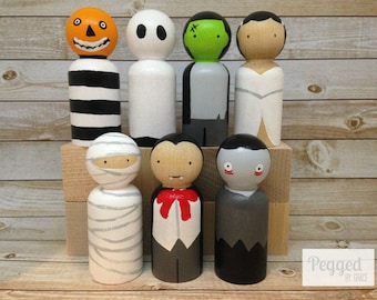 Halloween Friends Peg Dolls - set of seven