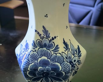 DAIC hexagonal blue and white vase 7 1/4" tall