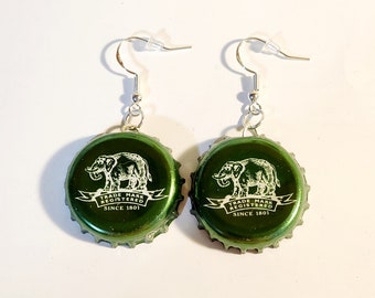Pendientes colgantes con tapa de botella vintage de cerveza de jengibre de Crabby