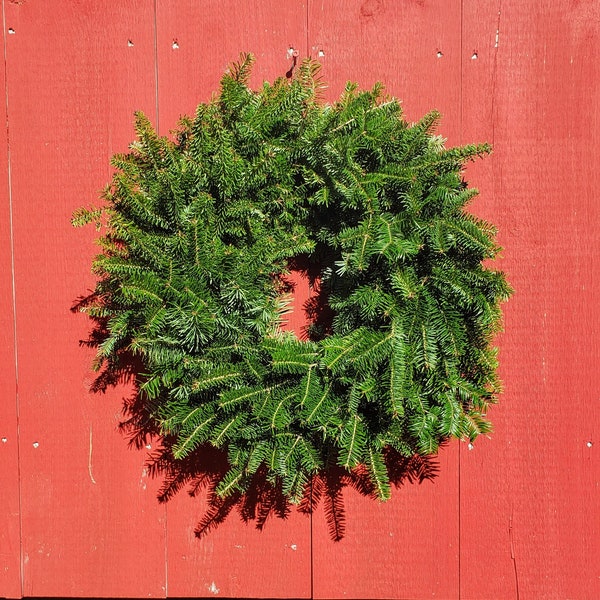 Handmade Holiday Fresh Balsam Wreath (Plain)