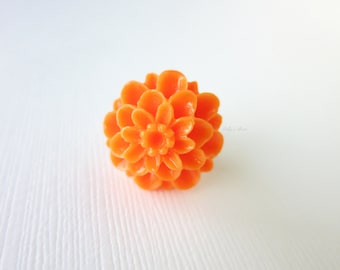 Orange Zinnia Flower Lapel Pin - Small Suit Pin - Tie Tack - Buttonhole - 0.75"