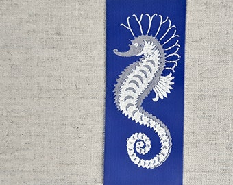 vintage French woven satin patch seahorse craft/mending/quilting patch, vintage sewing & craft gift idea, royal blue Seahorse made in France