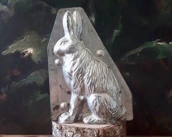 vintage French hare chocolate mold 1930s French chocolatier Easter rabbit collectible, 2pce metal 15cm French hare, symbol of Springtime