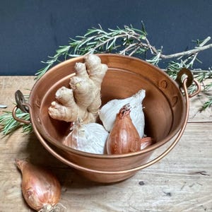 Chaudron vintage en cuivre français, petit seau en cuivre avec anse, rangement de cuisine, pot de fleurs en cuivre, style ferme française, décoration rustique