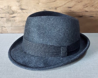 vintage French 1950's wool trilby hat, Garcin Grenoble charcoal grey wool, small size 55/4 made in France, French vintage fashion winter hat